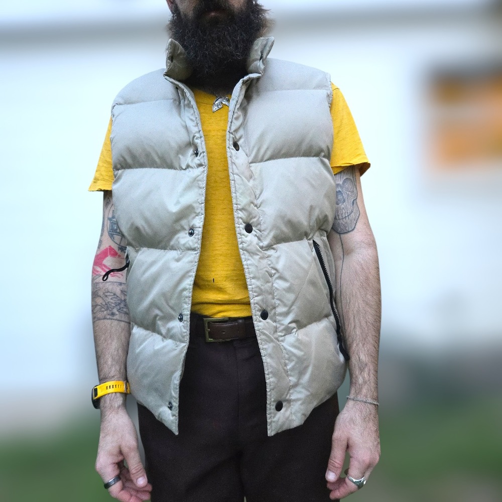 VTG Structure Puffer Vest Tan Men Size M Y2K Duck Down Feather Quilted Snaps EUC